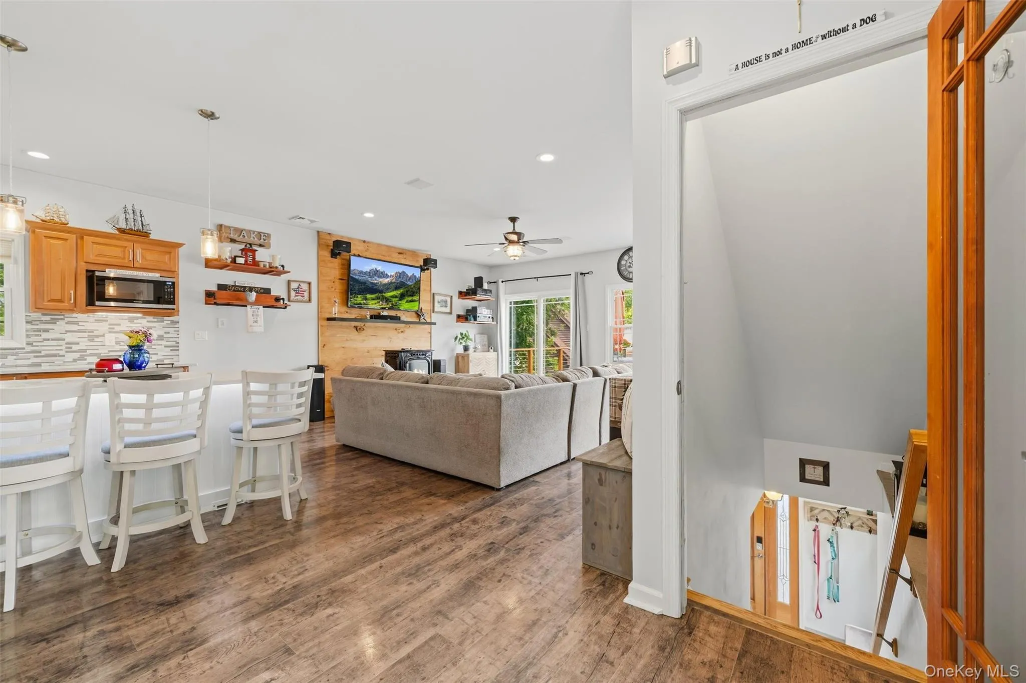 25 Cove Road, Warwick (town), NY, 3 Bedrooms Bedrooms, 12 Rooms Rooms,2 BathroomsBathrooms,Residential,For Rent,Cove,0,1009962 25 Cove Road, Warwick (town), NY, 3 Bedrooms Bedrooms, 12 Rooms Rooms,2 BathroomsBathrooms,Residential,For Rent,Cove,0,1009962