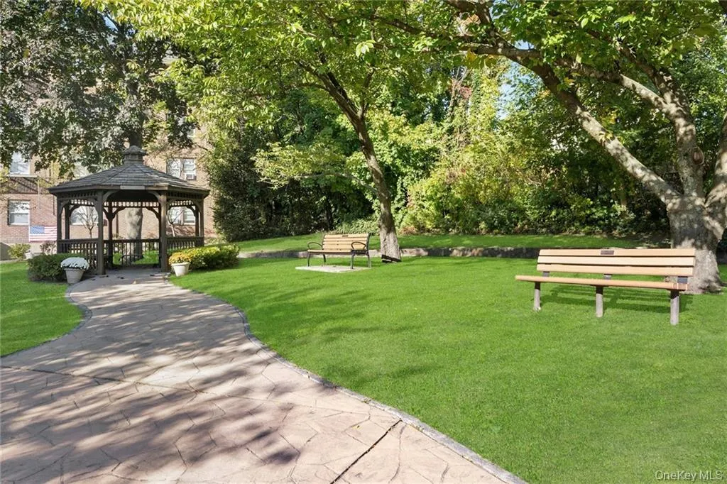 10 Oakridge Place, Eastchester, NY, 1 Bedroom Bedrooms, 3 Rooms Rooms,1 BathroomBathrooms,Residential Lease,For Rent,Oakridge,0,1009968 10 Oakridge Place, Eastchester, NY, 1 Bedroom Bedrooms, 3 Rooms Rooms,1 BathroomBathrooms,Residential Lease,For Rent,Oakridge,0,1009968