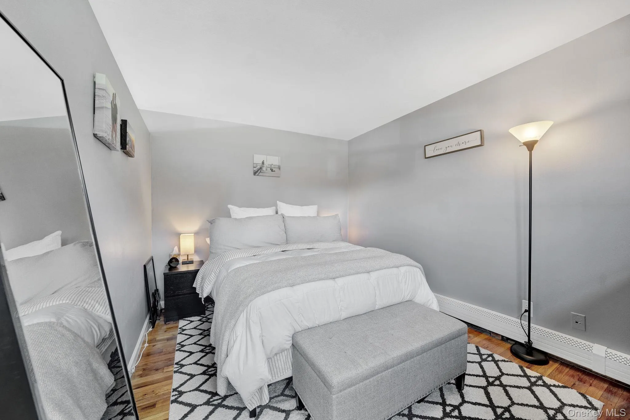 14 Ivy Street, Oyster Bay, NY, 1 Bedroom Bedrooms, 3 Rooms Rooms,1 BathroomBathrooms,Residential,For Rent,Ivy,0,1009975 14 Ivy Street, Oyster Bay, NY, 1 Bedroom Bedrooms, 3 Rooms Rooms,1 BathroomBathrooms,Residential,For Rent,Ivy,0,1009975