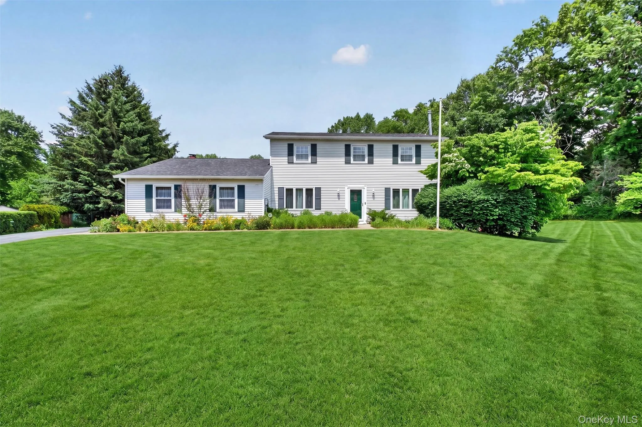 5 Gene Court, East Fishkill, NY, 4 Bedrooms Bedrooms, 8 Rooms Rooms,2 BathroomsBathrooms,Residential,For Rent,Gene,0,1009976 5 Gene Court, East Fishkill, NY, 4 Bedrooms Bedrooms, 8 Rooms Rooms,2 BathroomsBathrooms,Residential,For Rent,Gene,0,1009976