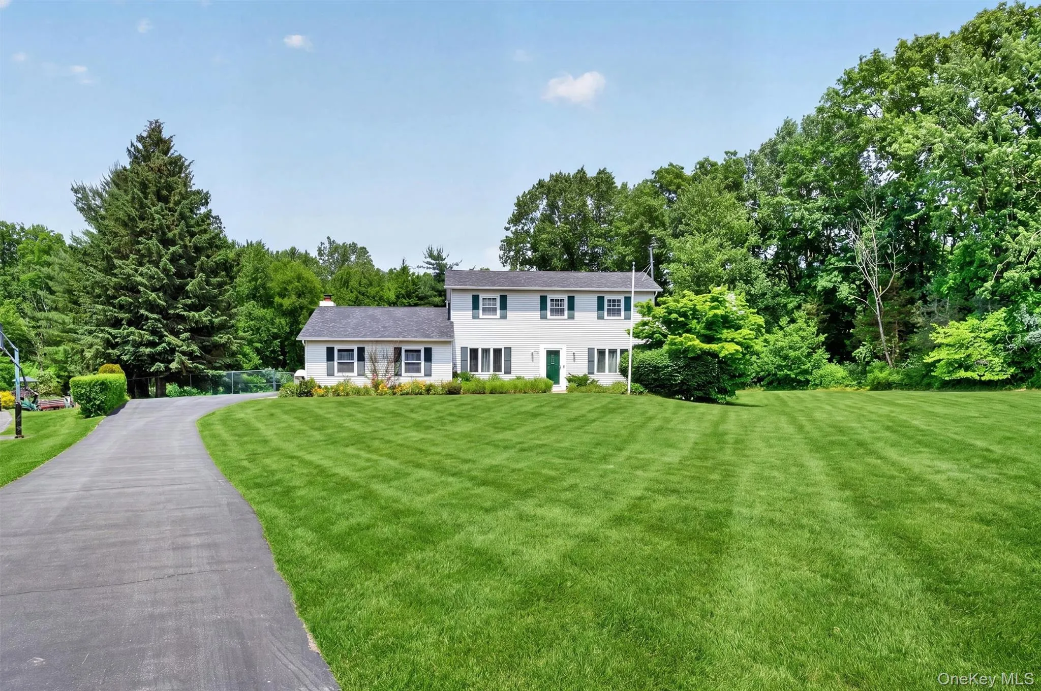 5 Gene Court, East Fishkill, NY, 4 Bedrooms Bedrooms, 8 Rooms Rooms,2 BathroomsBathrooms,Residential,For Rent,Gene,0,1009976 5 Gene Court, East Fishkill, NY, 4 Bedrooms Bedrooms, 8 Rooms Rooms,2 BathroomsBathrooms,Residential,For Rent,Gene,0,1009976