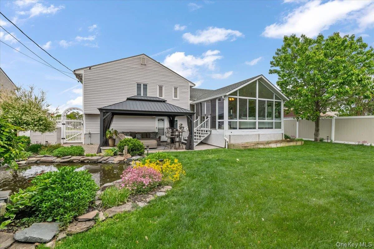 10 Peter Road, Oyster Bay, NY, 3 Bedrooms Bedrooms, 8 Rooms Rooms,2 BathroomsBathrooms,Residential,For Rent,Peter,0,1009978 10 Peter Road, Oyster Bay, NY, 3 Bedrooms Bedrooms, 8 Rooms Rooms,2 BathroomsBathrooms,Residential,For Rent,Peter,0,1009978