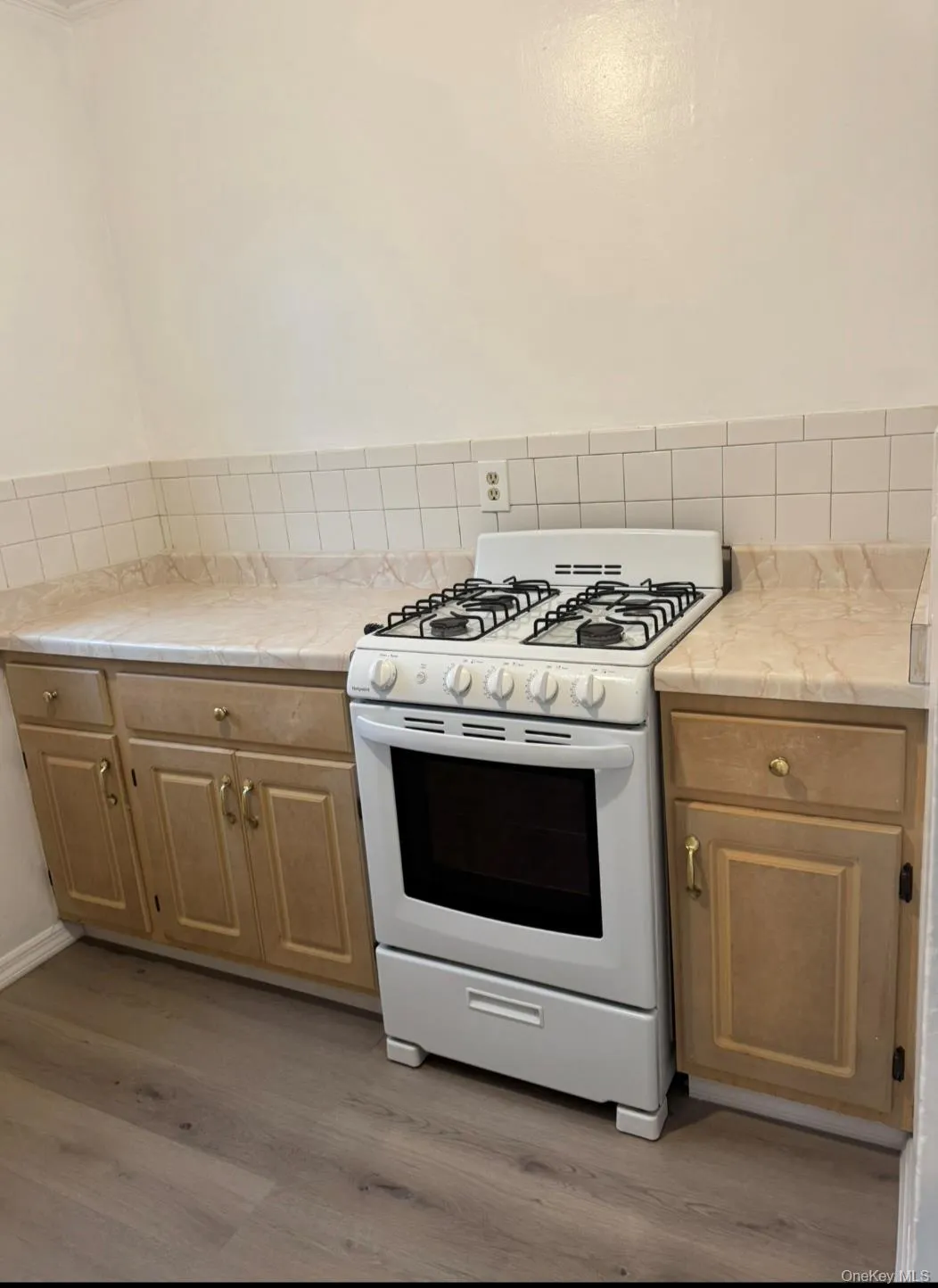 120-33 200th Street, New York, NY, 1 Bedroom Bedrooms, 4 Rooms Rooms,1 BathroomBathrooms,Residential Lease,For Rent,200th,0,1009984 120-33 200th Street, New York, NY, 1 Bedroom Bedrooms, 4 Rooms Rooms,1 BathroomBathrooms,Residential Lease,For Rent,200th,0,1009984