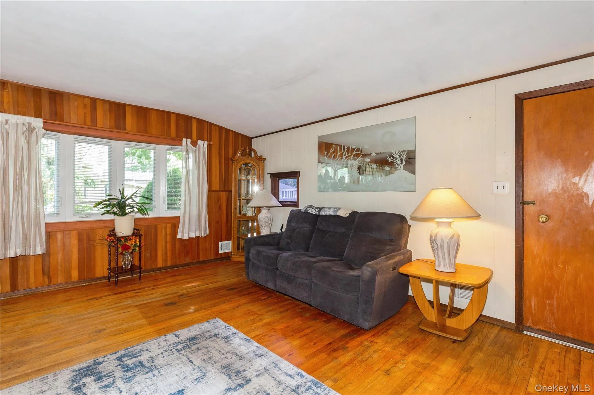 20 Duane Drive, Brookhaven, NY, 3 Bedrooms Bedrooms, 5 Rooms Rooms,1 BathroomBathrooms,Residential,For Rent,Duane,0,1009987 20 Duane Drive, Brookhaven, NY, 3 Bedrooms Bedrooms, 5 Rooms Rooms,1 BathroomBathrooms,Residential,For Rent,Duane,0,1009987