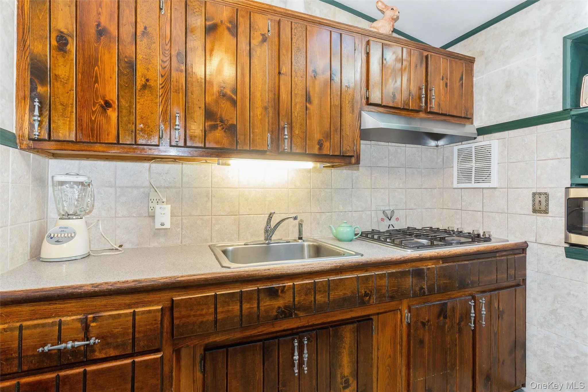 20 Duane Drive, Brookhaven, NY, 3 Bedrooms Bedrooms, 5 Rooms Rooms,1 BathroomBathrooms,Residential,For Rent,Duane,0,1009987 20 Duane Drive, Brookhaven, NY, 3 Bedrooms Bedrooms, 5 Rooms Rooms,1 BathroomBathrooms,Residential,For Rent,Duane,0,1009987