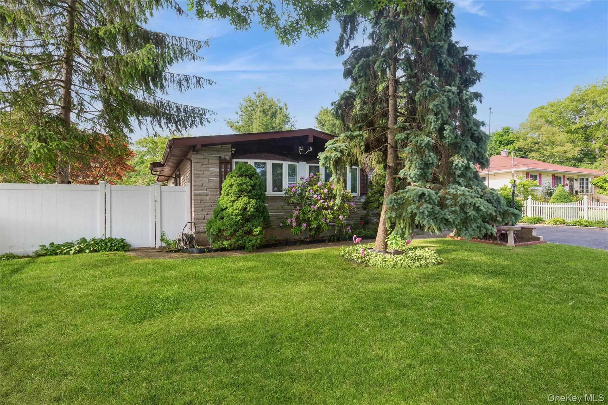 20 Duane Drive, Brookhaven, NY, 3 Bedrooms Bedrooms, 5 Rooms Rooms,1 BathroomBathrooms,Residential,For Rent,Duane,0,1009987 20 Duane Drive, Brookhaven, NY, 3 Bedrooms Bedrooms, 5 Rooms Rooms,1 BathroomBathrooms,Residential,For Rent,Duane,0,1009987