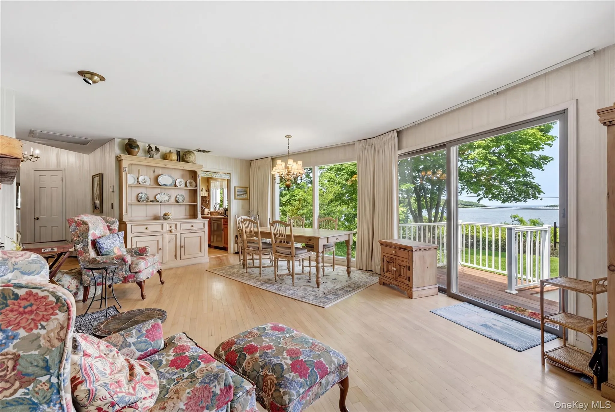 195 Shore Road, Brookhaven, NY, 2 Bedrooms Bedrooms, 5 Rooms Rooms,2 BathroomsBathrooms,Residential,For Rent,Shore,0,1009988 195 Shore Road, Brookhaven, NY, 2 Bedrooms Bedrooms, 5 Rooms Rooms,2 BathroomsBathrooms,Residential,For Rent,Shore,0,1009988