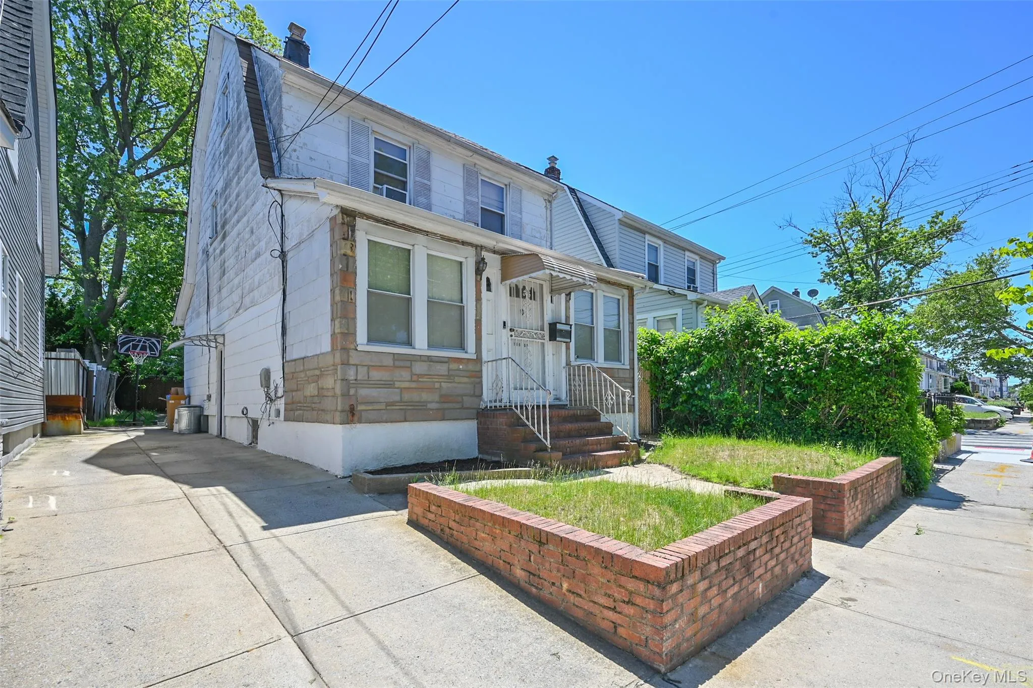 18806 Mangin Avenue, New York, NY, 3 Bedrooms Bedrooms, 6 Rooms Rooms,2 BathroomsBathrooms,Residential,For Rent,Mangin,0,1009989 18806 Mangin Avenue, New York, NY, 3 Bedrooms Bedrooms, 6 Rooms Rooms,2 BathroomsBathrooms,Residential,For Rent,Mangin,0,1009989