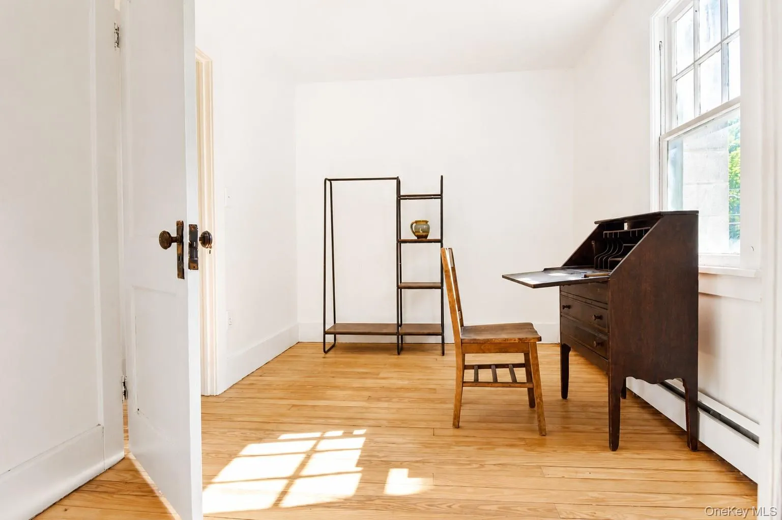 630 Route 212, Saugerties, NY, 3 Bedrooms Bedrooms, 7 Rooms Rooms,1 BathroomBathrooms,Residential,For Rent,Route 212,0,1009992 630 Route 212, Saugerties, NY, 3 Bedrooms Bedrooms, 7 Rooms Rooms,1 BathroomBathrooms,Residential,For Rent,Route 212,0,1009992