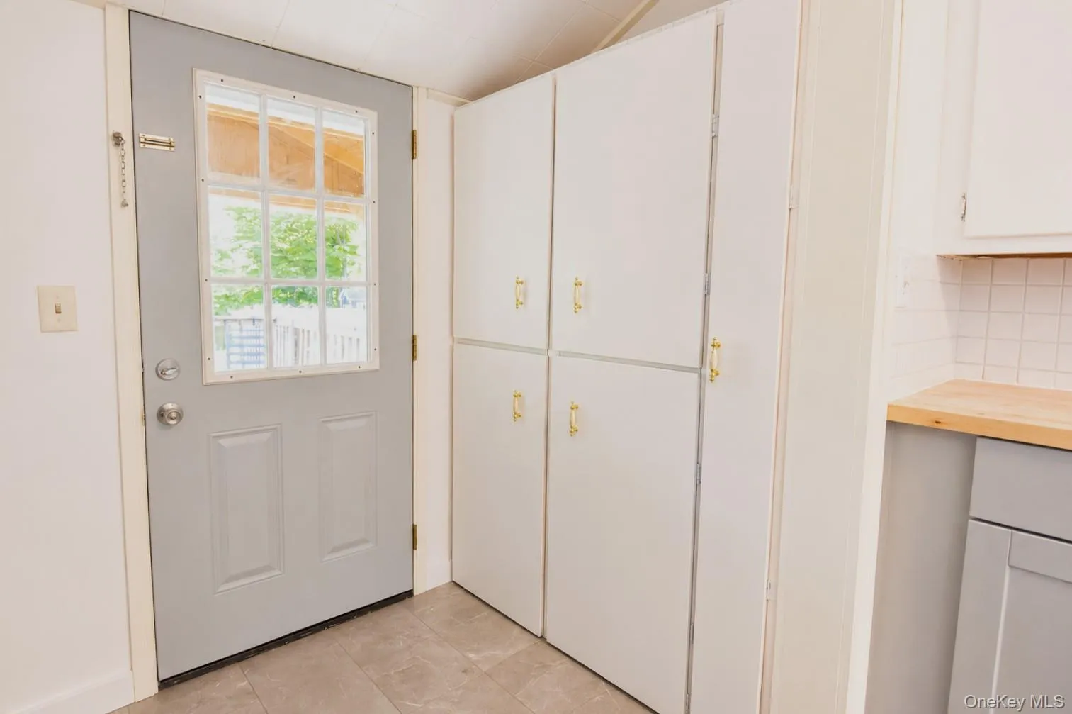 630 Route 212, Saugerties, NY, 3 Bedrooms Bedrooms, 7 Rooms Rooms,1 BathroomBathrooms,Residential,For Rent,Route 212,0,1009992 630 Route 212, Saugerties, NY, 3 Bedrooms Bedrooms, 7 Rooms Rooms,1 BathroomBathrooms,Residential,For Rent,Route 212,0,1009992