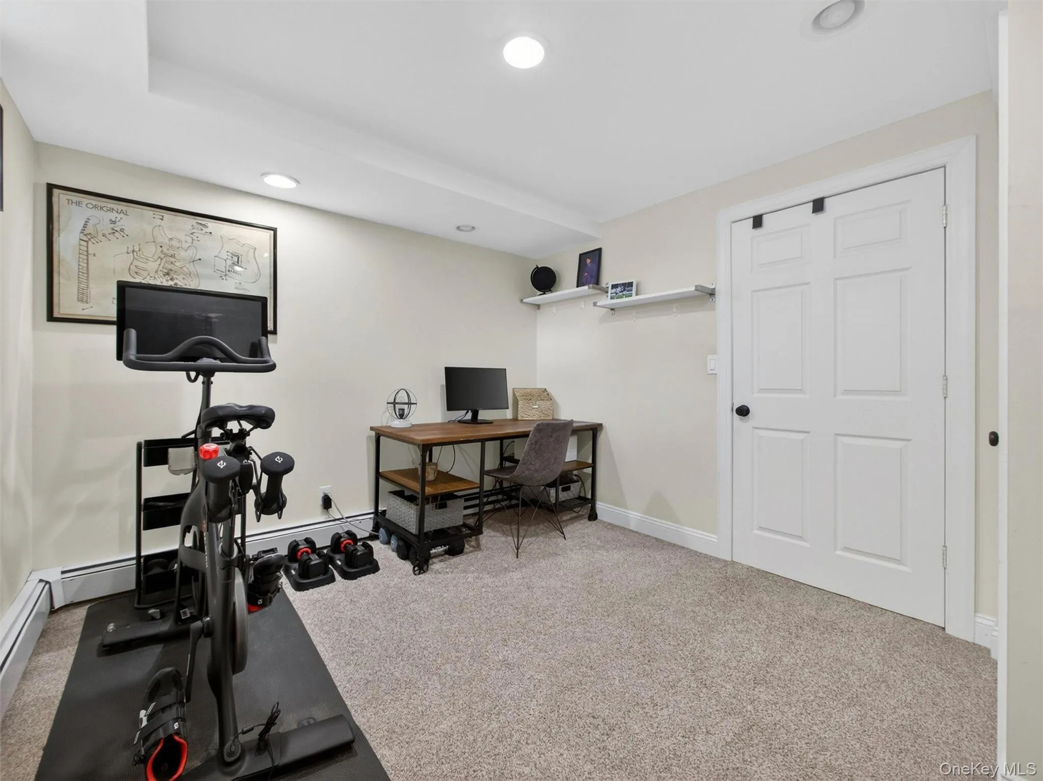 22 Gail Drive, Clarkstown, NY, 3 Bedrooms Bedrooms, 13 Rooms Rooms,2 BathroomsBathrooms,Residential,For Rent,Gail,0,1009995 22 Gail Drive, Clarkstown, NY, 3 Bedrooms Bedrooms, 13 Rooms Rooms,2 BathroomsBathrooms,Residential,For Rent,Gail,0,1009995