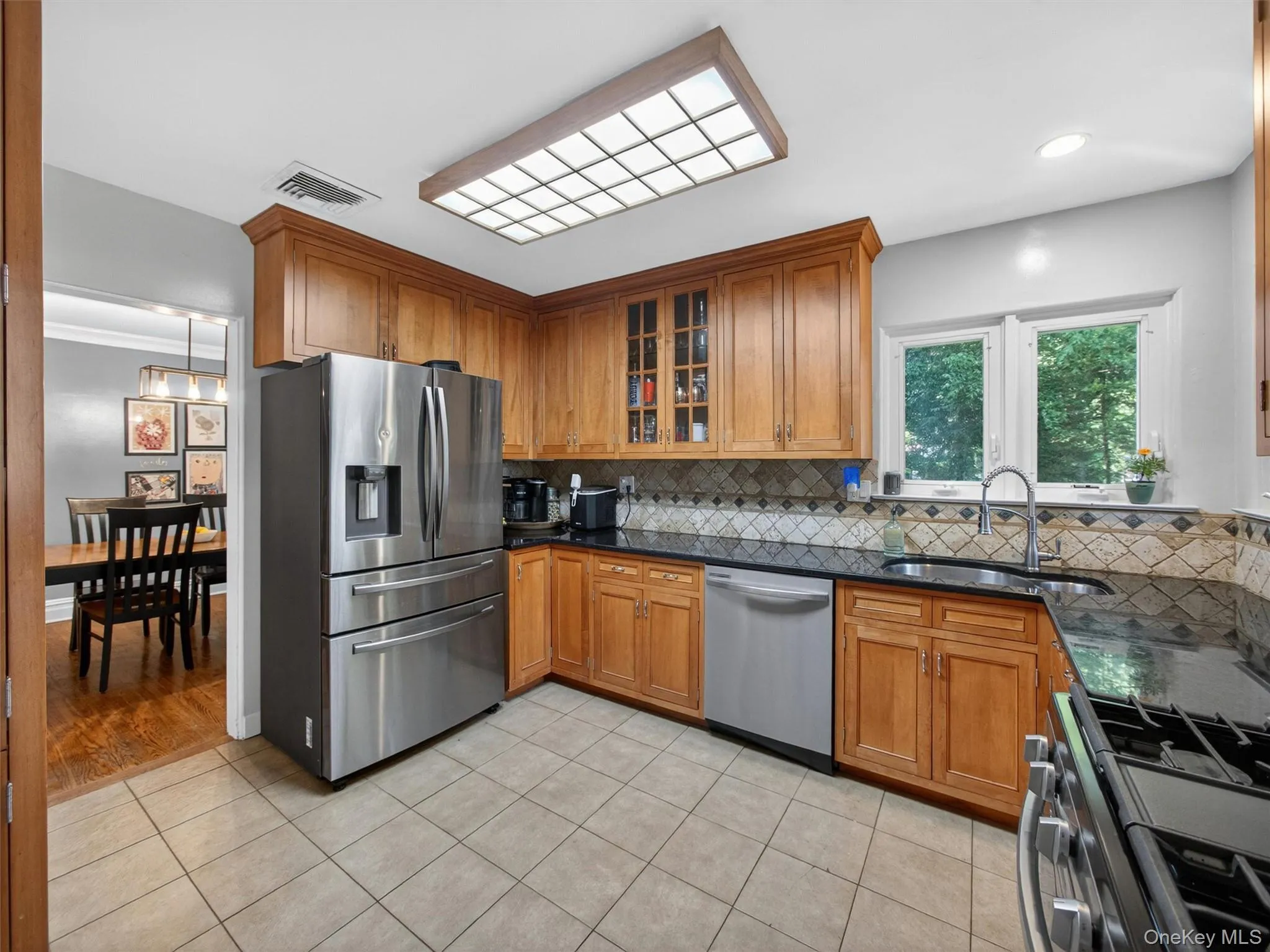22 Gail Drive, Clarkstown, NY, 3 Bedrooms Bedrooms, 13 Rooms Rooms,2 BathroomsBathrooms,Residential,For Rent,Gail,0,1009995 22 Gail Drive, Clarkstown, NY, 3 Bedrooms Bedrooms, 13 Rooms Rooms,2 BathroomsBathrooms,Residential,For Rent,Gail,0,1009995