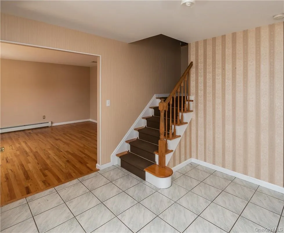 11 Peterson Road, Monroe, NY, 4 Bedrooms Bedrooms, 9 Rooms Rooms,2 BathroomsBathrooms,Residential Lease,For Rent,Peterson,0,1009996 11 Peterson Road, Monroe, NY, 4 Bedrooms Bedrooms, 9 Rooms Rooms,2 BathroomsBathrooms,Residential Lease,For Rent,Peterson,0,1009996
