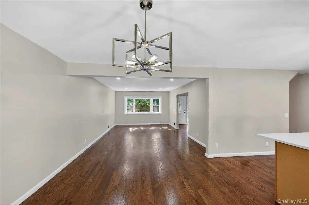 375 Old Willets Path, Smithtown, NY, 4 Bedrooms Bedrooms, 9 Rooms Rooms,3 BathroomsBathrooms,Residential,For Rent,Old Willets,0,1009997 375 Old Willets Path, Smithtown, NY, 4 Bedrooms Bedrooms, 9 Rooms Rooms,3 BathroomsBathrooms,Residential,For Rent,Old Willets,0,1009997