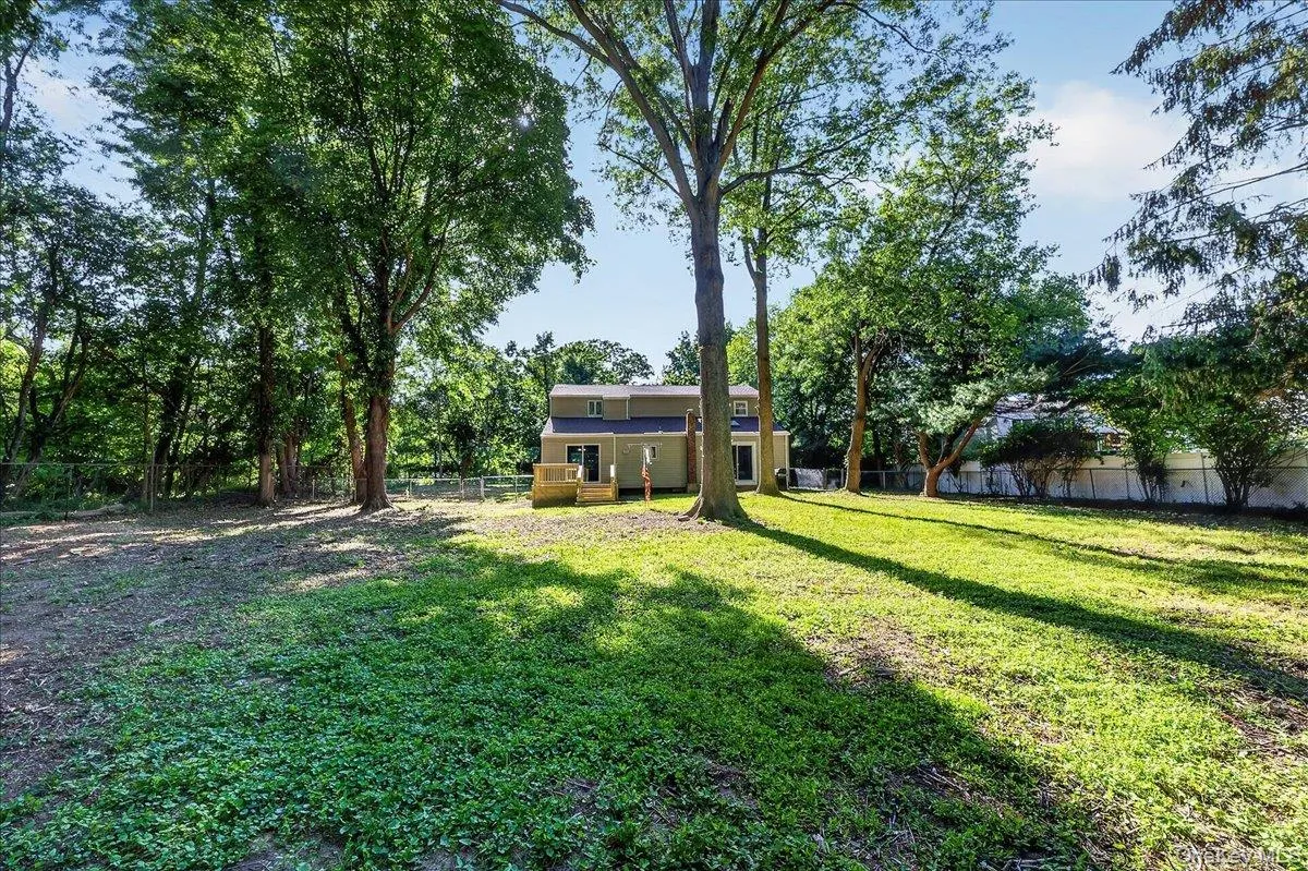 375 Old Willets Path, Smithtown, NY, 4 Bedrooms Bedrooms, 9 Rooms Rooms,3 BathroomsBathrooms,Residential,For Rent,Old Willets,0,1009997 375 Old Willets Path, Smithtown, NY, 4 Bedrooms Bedrooms, 9 Rooms Rooms,3 BathroomsBathrooms,Residential,For Rent,Old Willets,0,1009997