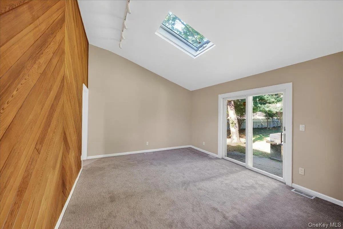 375 Old Willets Path, Smithtown, NY, 4 Bedrooms Bedrooms, 9 Rooms Rooms,3 BathroomsBathrooms,Residential,For Rent,Old Willets,0,1009997 375 Old Willets Path, Smithtown, NY, 4 Bedrooms Bedrooms, 9 Rooms Rooms,3 BathroomsBathrooms,Residential,For Rent,Old Willets,0,1009997