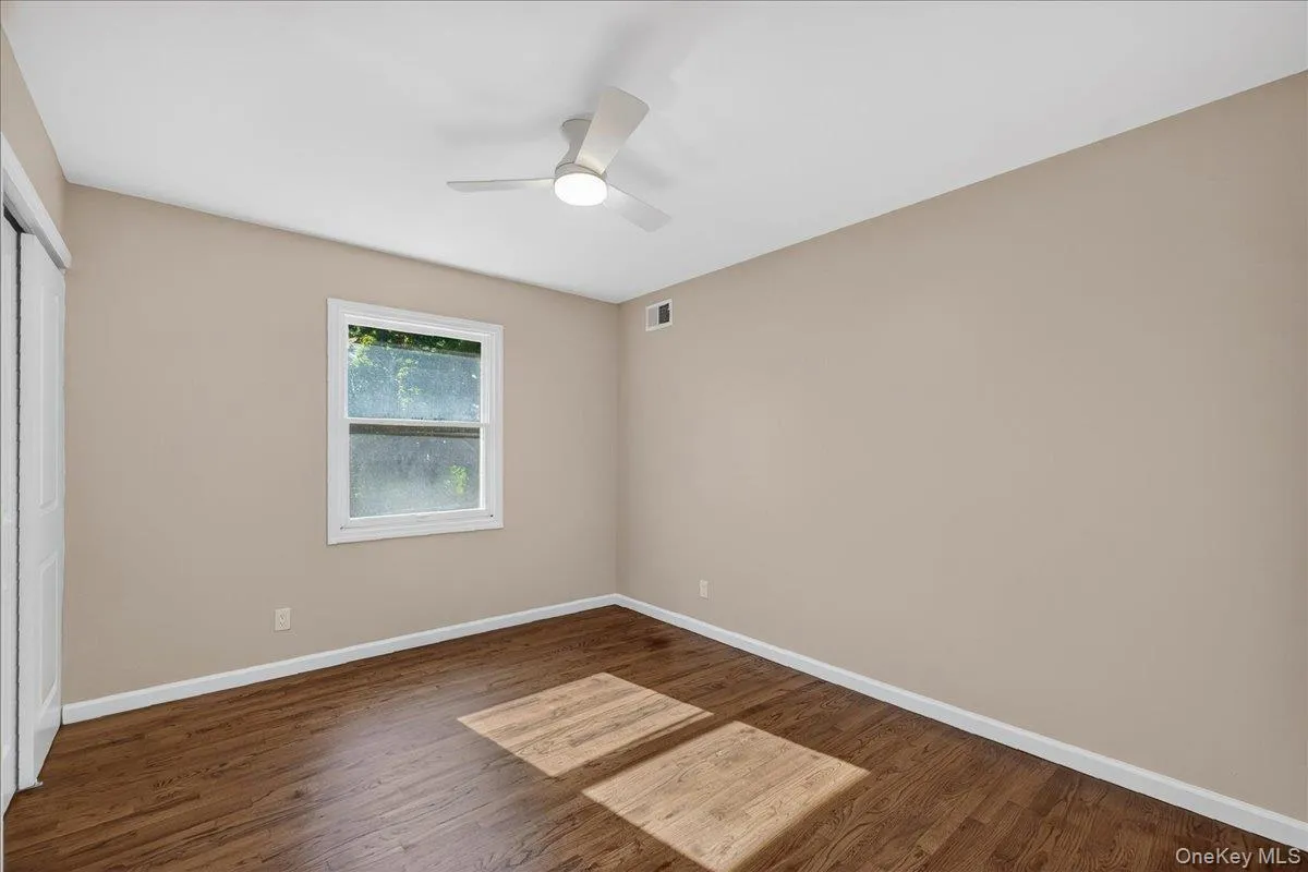375 Old Willets Path, Smithtown, NY, 4 Bedrooms Bedrooms, 9 Rooms Rooms,3 BathroomsBathrooms,Residential,For Rent,Old Willets,0,1009997 375 Old Willets Path, Smithtown, NY, 4 Bedrooms Bedrooms, 9 Rooms Rooms,3 BathroomsBathrooms,Residential,For Rent,Old Willets,0,1009997