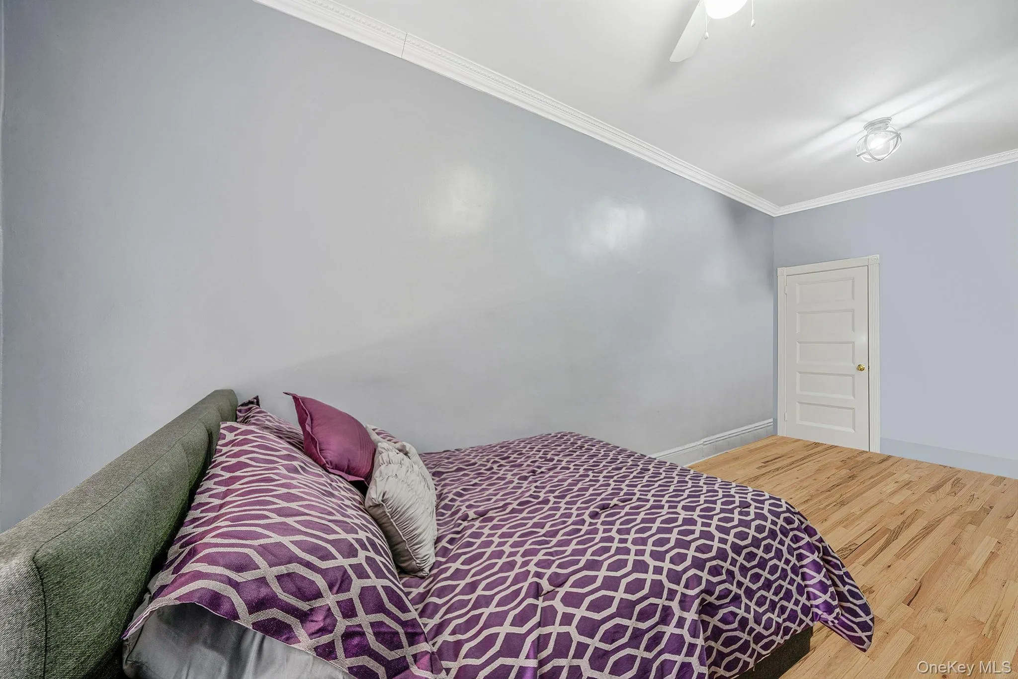 37 Grant Avenue, New York, NY, 3 Bedrooms Bedrooms, 4 Rooms Rooms,1 BathroomBathrooms,Residential,For Rent,Grant,0,1009998 37 Grant Avenue, New York, NY, 3 Bedrooms Bedrooms, 4 Rooms Rooms,1 BathroomBathrooms,Residential,For Rent,Grant,0,1009998