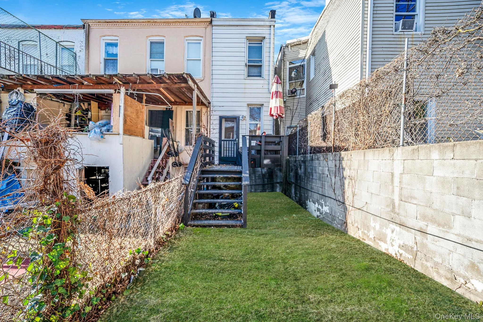 37 Grant Avenue, New York, NY, 3 Bedrooms Bedrooms, 4 Rooms Rooms,1 BathroomBathrooms,Residential,For Rent,Grant,0,1009998 37 Grant Avenue, New York, NY, 3 Bedrooms Bedrooms, 4 Rooms Rooms,1 BathroomBathrooms,Residential,For Rent,Grant,0,1009998