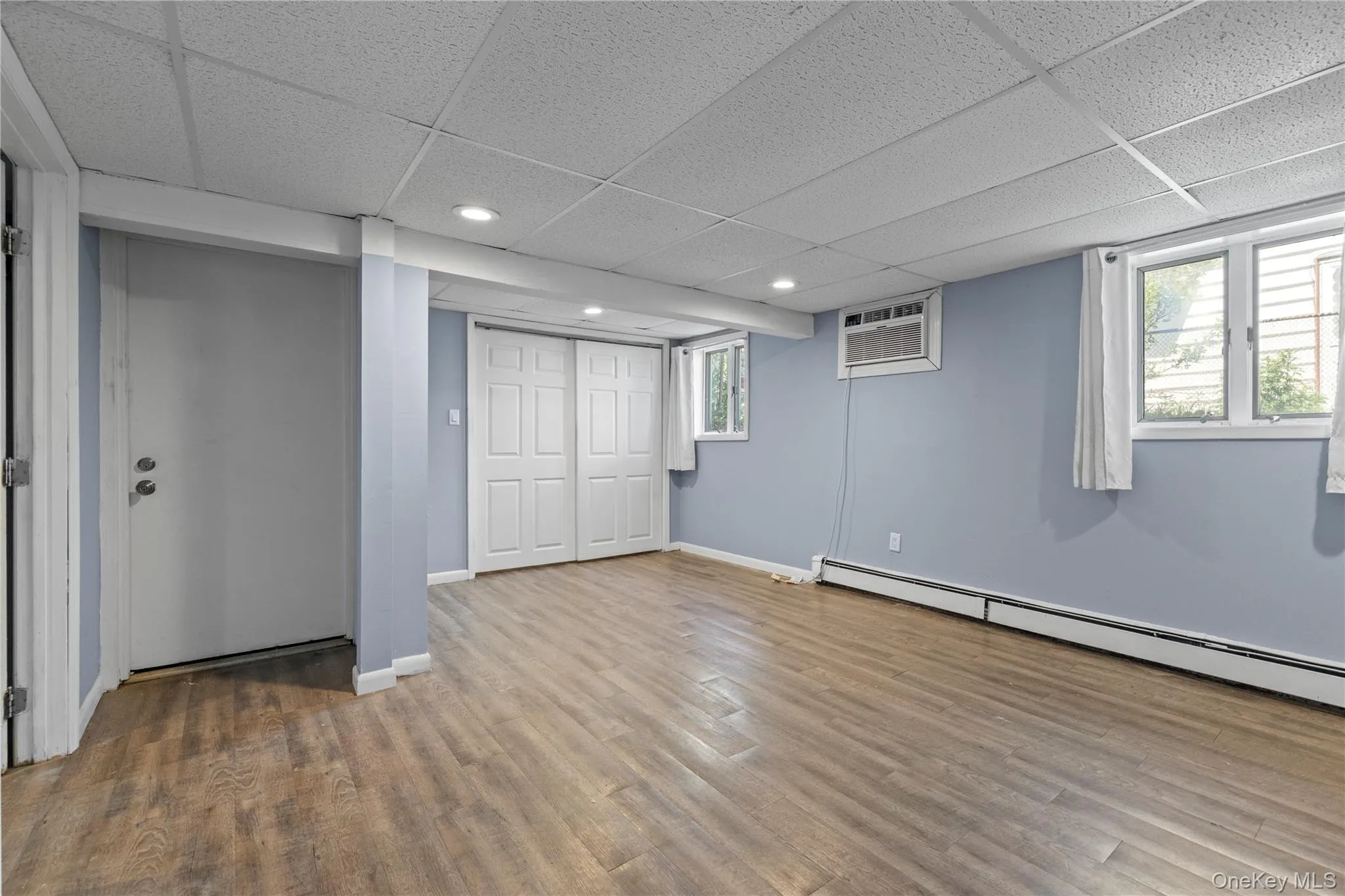 23 3rd Avenue, Oyster Bay, NY, 7 Bedrooms Bedrooms, 15 Rooms Rooms,3 BathroomsBathrooms,Residential,For Rent,3rd,0,1009999 23 3rd Avenue, Oyster Bay, NY, 7 Bedrooms Bedrooms, 15 Rooms Rooms,3 BathroomsBathrooms,Residential,For Rent,3rd,0,1009999