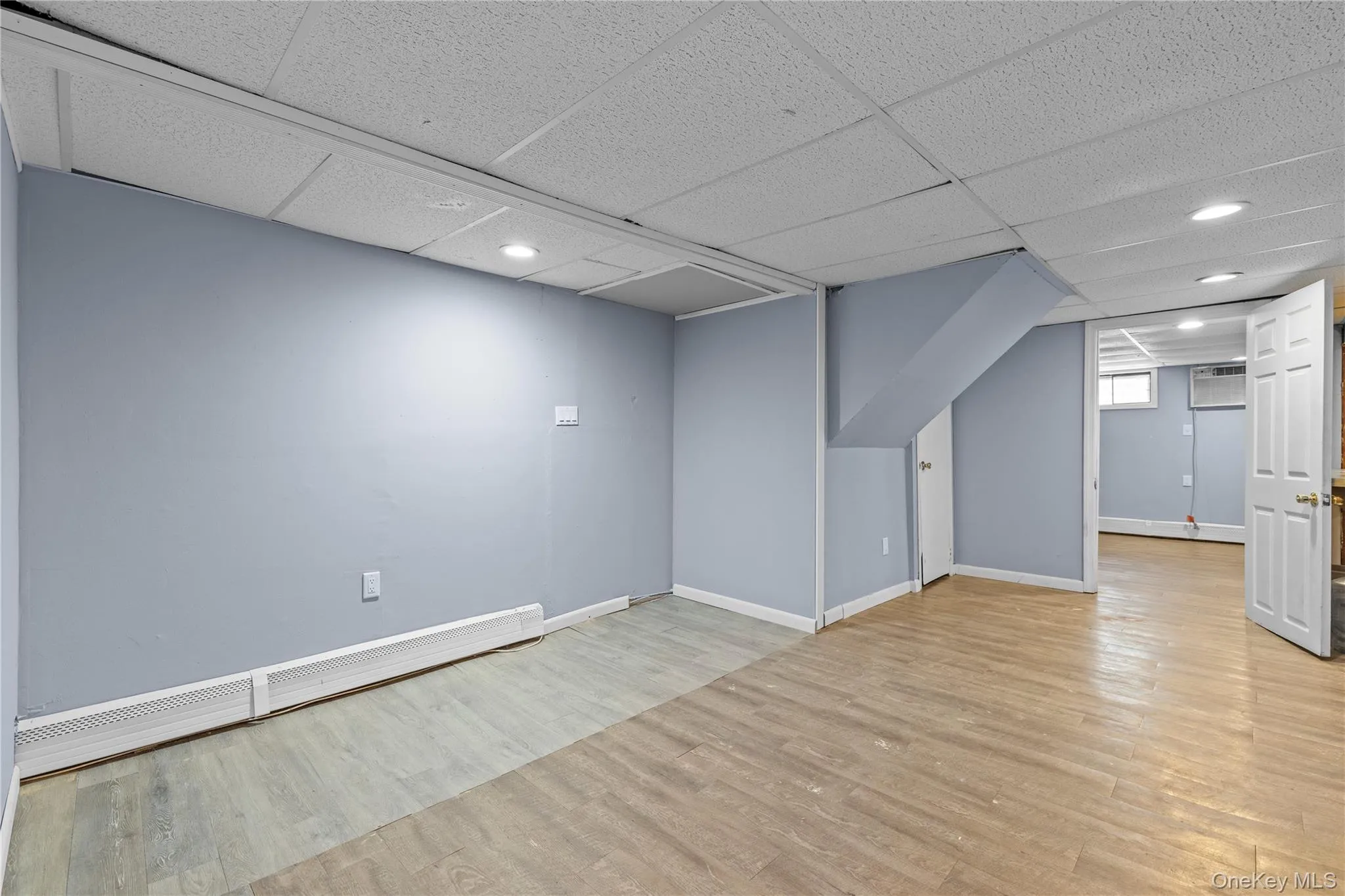 23 3rd Avenue, Oyster Bay, NY, 7 Bedrooms Bedrooms, 15 Rooms Rooms,3 BathroomsBathrooms,Residential,For Rent,3rd,0,1009999 23 3rd Avenue, Oyster Bay, NY, 7 Bedrooms Bedrooms, 15 Rooms Rooms,3 BathroomsBathrooms,Residential,For Rent,3rd,0,1009999