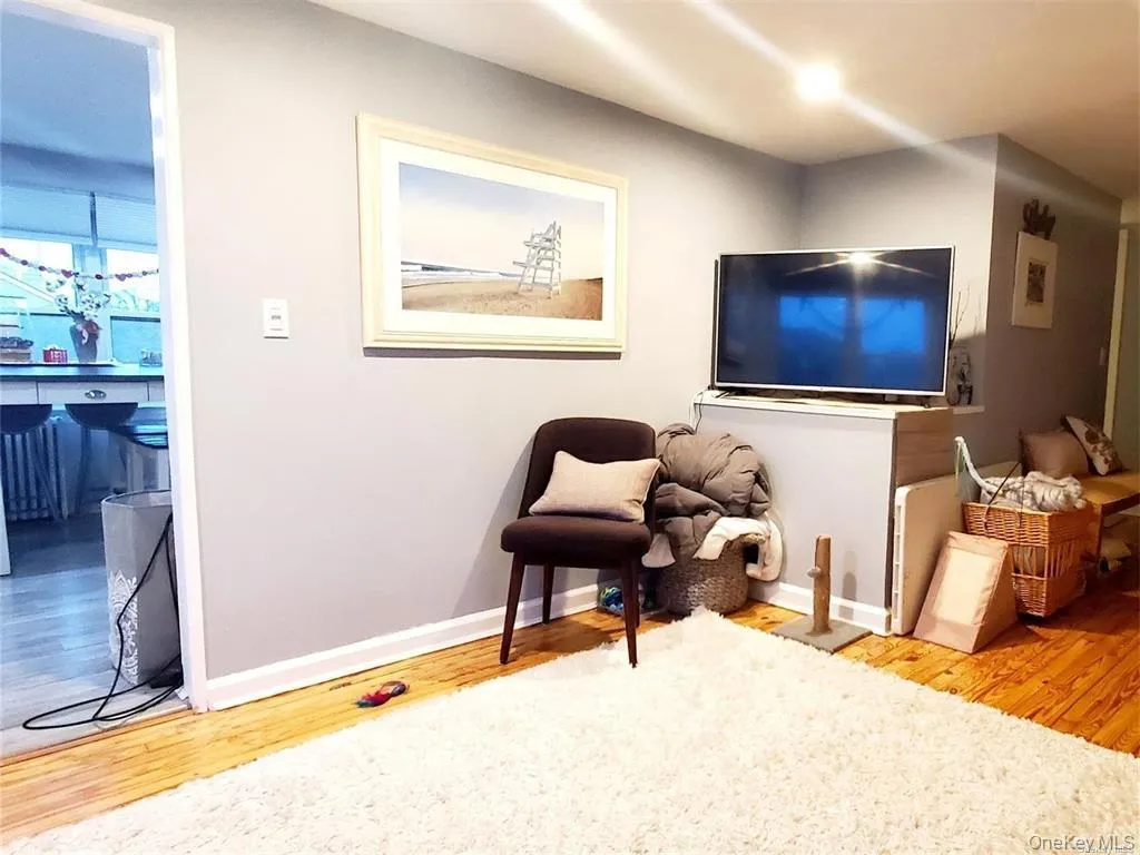 3 Piave Terrace, Babylon, NY, 2 Bedrooms Bedrooms, 4 Rooms Rooms,1 BathroomBathrooms,Residential Lease,For Rent,Terrace,0,1010003 3 Piave Terrace, Babylon, NY, 2 Bedrooms Bedrooms, 4 Rooms Rooms,1 BathroomBathrooms,Residential Lease,For Rent,Terrace,0,1010003