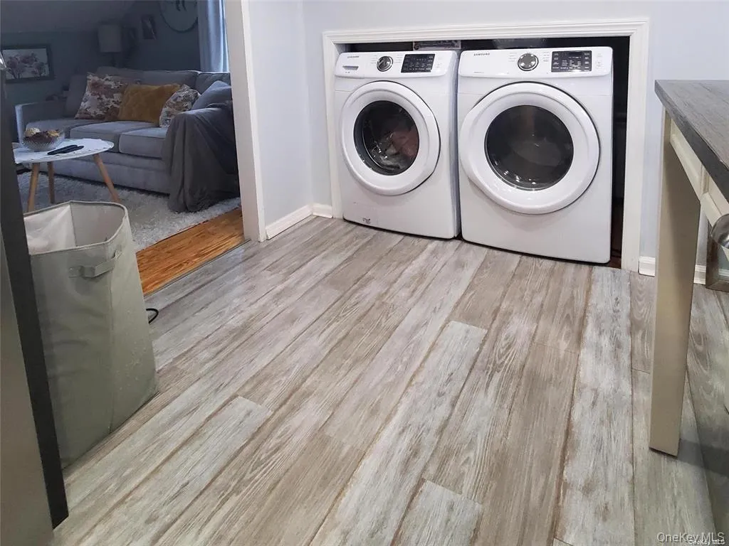 3 Piave Terrace, Babylon, NY, 2 Bedrooms Bedrooms, 4 Rooms Rooms,1 BathroomBathrooms,Residential Lease,For Rent,Terrace,0,1010003 3 Piave Terrace, Babylon, NY, 2 Bedrooms Bedrooms, 4 Rooms Rooms,1 BathroomBathrooms,Residential Lease,For Rent,Terrace,0,1010003