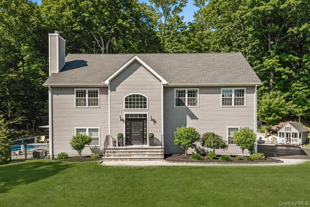 103 Teakettle Spout Road, Carmel, NY, 3 Bedrooms Bedrooms, 6 Rooms Rooms,3 BathroomsBathrooms,Residential,For Rent,Teakettle Spout,0,KEY1010006 103 Teakettle Spout Road, Carmel, NY, 3 Bedrooms Bedrooms, 6 Rooms Rooms,3 BathroomsBathrooms,Residential,For Rent,Teakettle Spout,0,KEY1010006