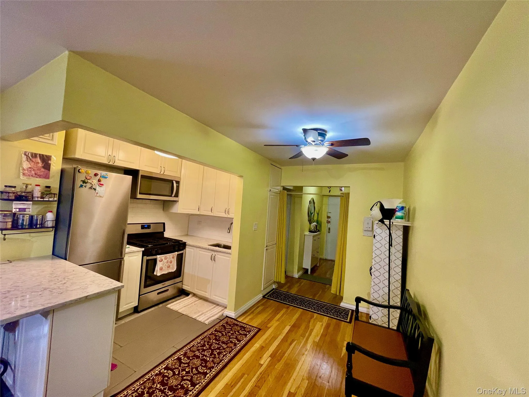 94-11 59 Avenue, New York, NY, 1 Bedroom Bedrooms, 3 Rooms Rooms,1 BathroomBathrooms,Residential,For Rent,59,0,1010009 94-11 59 Avenue, New York, NY, 1 Bedroom Bedrooms, 3 Rooms Rooms,1 BathroomBathrooms,Residential,For Rent,59,0,1010009