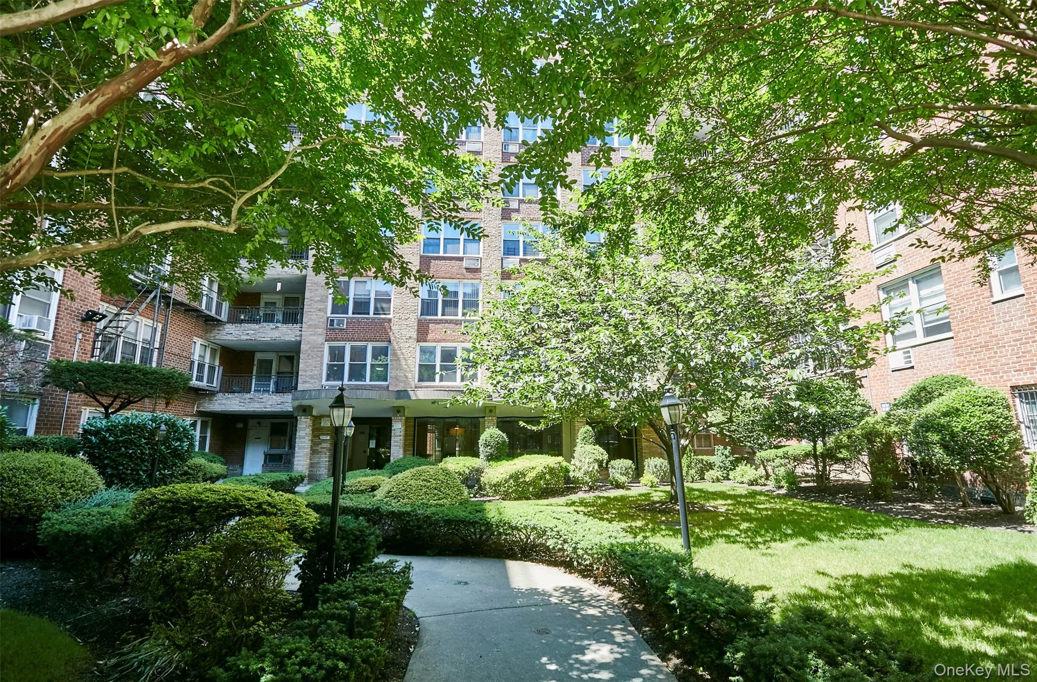 94-11 59 Avenue, New York, NY, 1 Bedroom Bedrooms, 3 Rooms Rooms,1 BathroomBathrooms,Residential,For Rent,59,0,1010009 94-11 59 Avenue, New York, NY, 1 Bedroom Bedrooms, 3 Rooms Rooms,1 BathroomBathrooms,Residential,For Rent,59,0,1010009