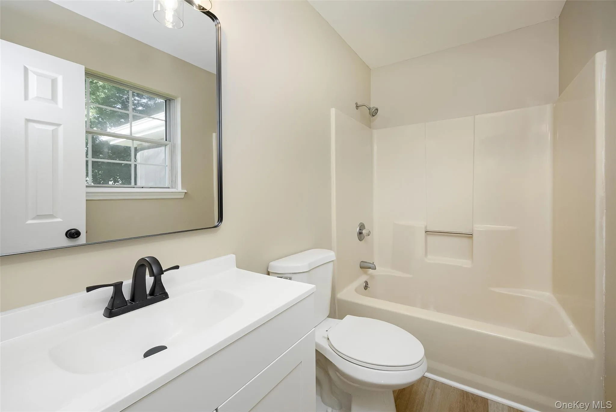 14 Hawkins Street, Poughkeepsie (town), NY, 4 Bedrooms Bedrooms, 11 Rooms Rooms,3 BathroomsBathrooms,Residential,For Rent,Hawkins,0,1010014 14 Hawkins Street, Poughkeepsie (town), NY, 4 Bedrooms Bedrooms, 11 Rooms Rooms,3 BathroomsBathrooms,Residential,For Rent,Hawkins,0,1010014