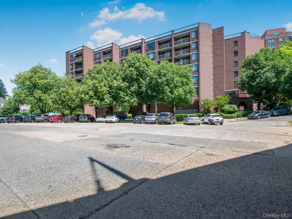 777 Macquesten Parkway, Mount Vernon, NY, 1 Bedroom Bedrooms, 3 Rooms Rooms,1 BathroomBathrooms,Residential,For Rent,Macquesten,0,KEY1010019 777 Macquesten Parkway, Mount Vernon, NY, 1 Bedroom Bedrooms, 3 Rooms Rooms,1 BathroomBathrooms,Residential,For Rent,Macquesten,0,KEY1010019