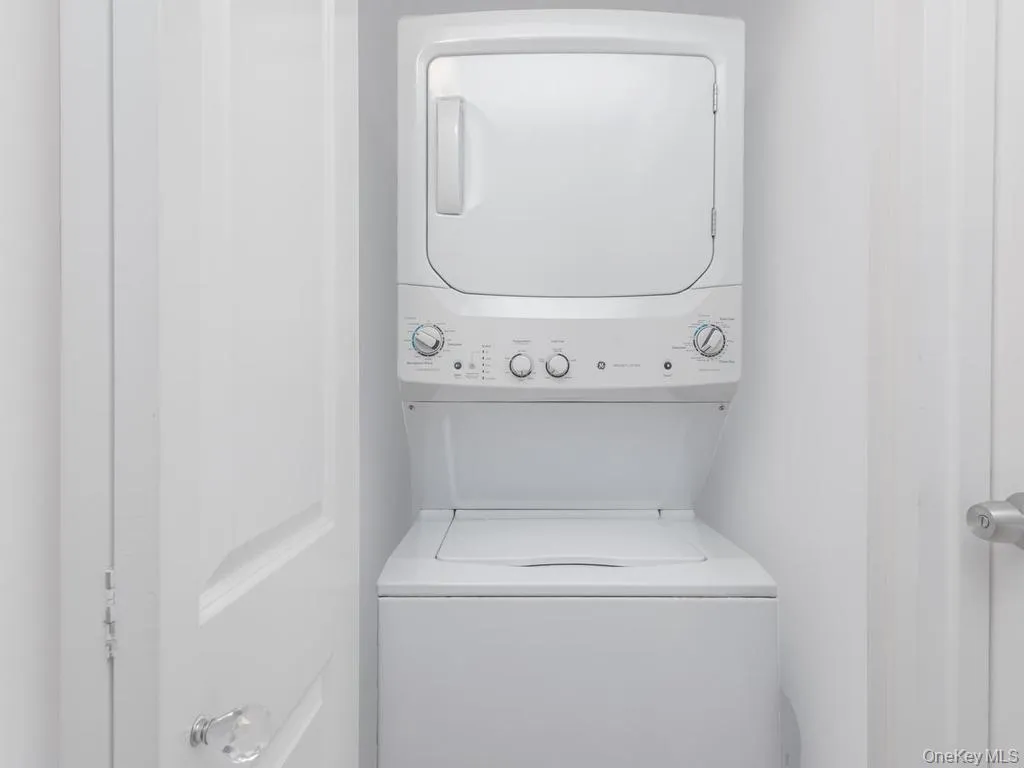 Washer/Dryer Washer/Dryer