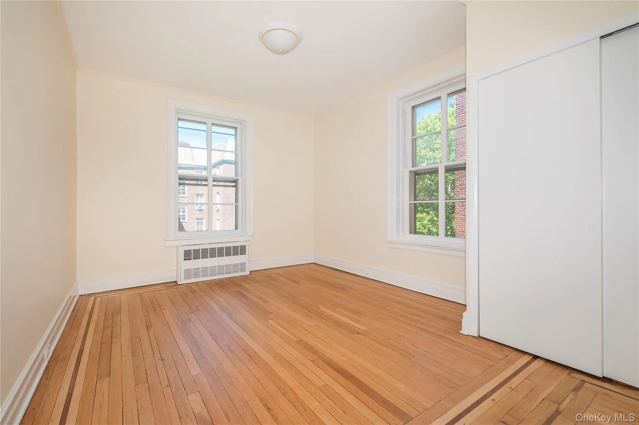 2nd Bedroom 2nd Bedroom