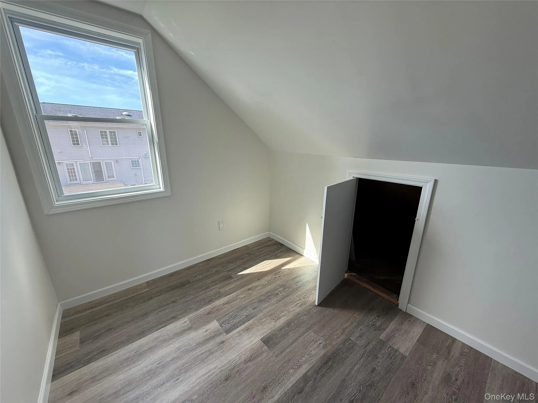 1599 3rd Street, West Babylon, NY, 3 Bedrooms Bedrooms, 6 Rooms Rooms,1 BathroomBathrooms,Residential Lease,For Rent,3rd,0,1010023 1599 3rd Street, West Babylon, NY, 3 Bedrooms Bedrooms, 6 Rooms Rooms,1 BathroomBathrooms,Residential Lease,For Rent,3rd,0,1010023