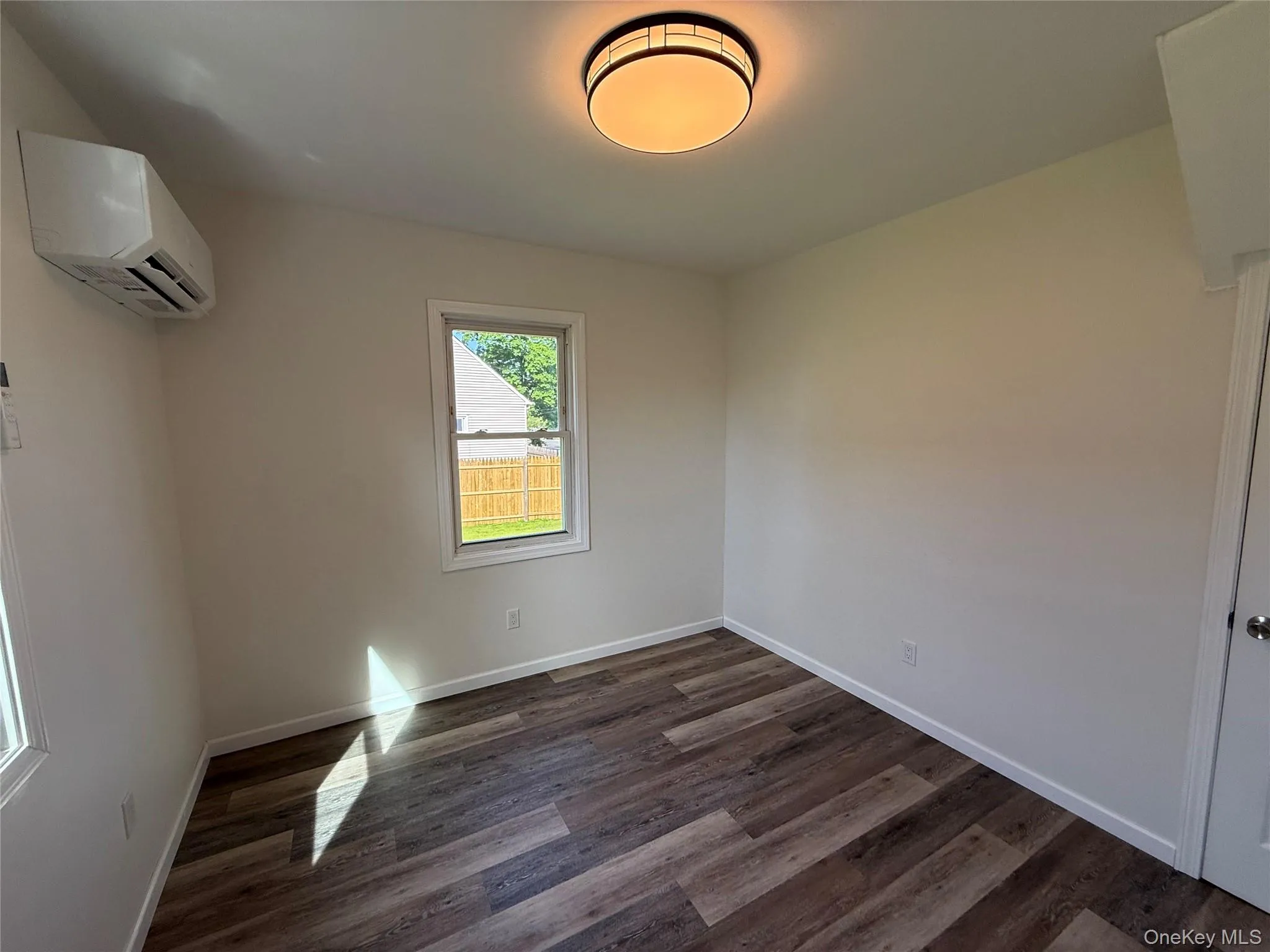 1599 3rd Street, West Babylon, NY, 3 Bedrooms Bedrooms, 6 Rooms Rooms,1 BathroomBathrooms,Residential Lease,For Rent,3rd,0,1010023 1599 3rd Street, West Babylon, NY, 3 Bedrooms Bedrooms, 6 Rooms Rooms,1 BathroomBathrooms,Residential Lease,For Rent,3rd,0,1010023