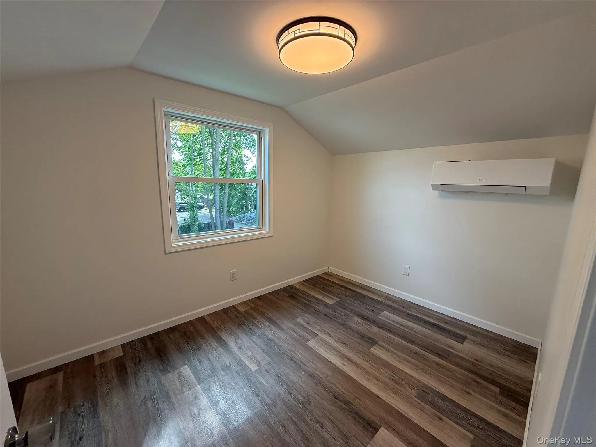 1599 3rd Street, West Babylon, NY, 3 Bedrooms Bedrooms, 6 Rooms Rooms,1 BathroomBathrooms,Residential Lease,For Rent,3rd,0,1010023 1599 3rd Street, West Babylon, NY, 3 Bedrooms Bedrooms, 6 Rooms Rooms,1 BathroomBathrooms,Residential Lease,For Rent,3rd,0,1010023