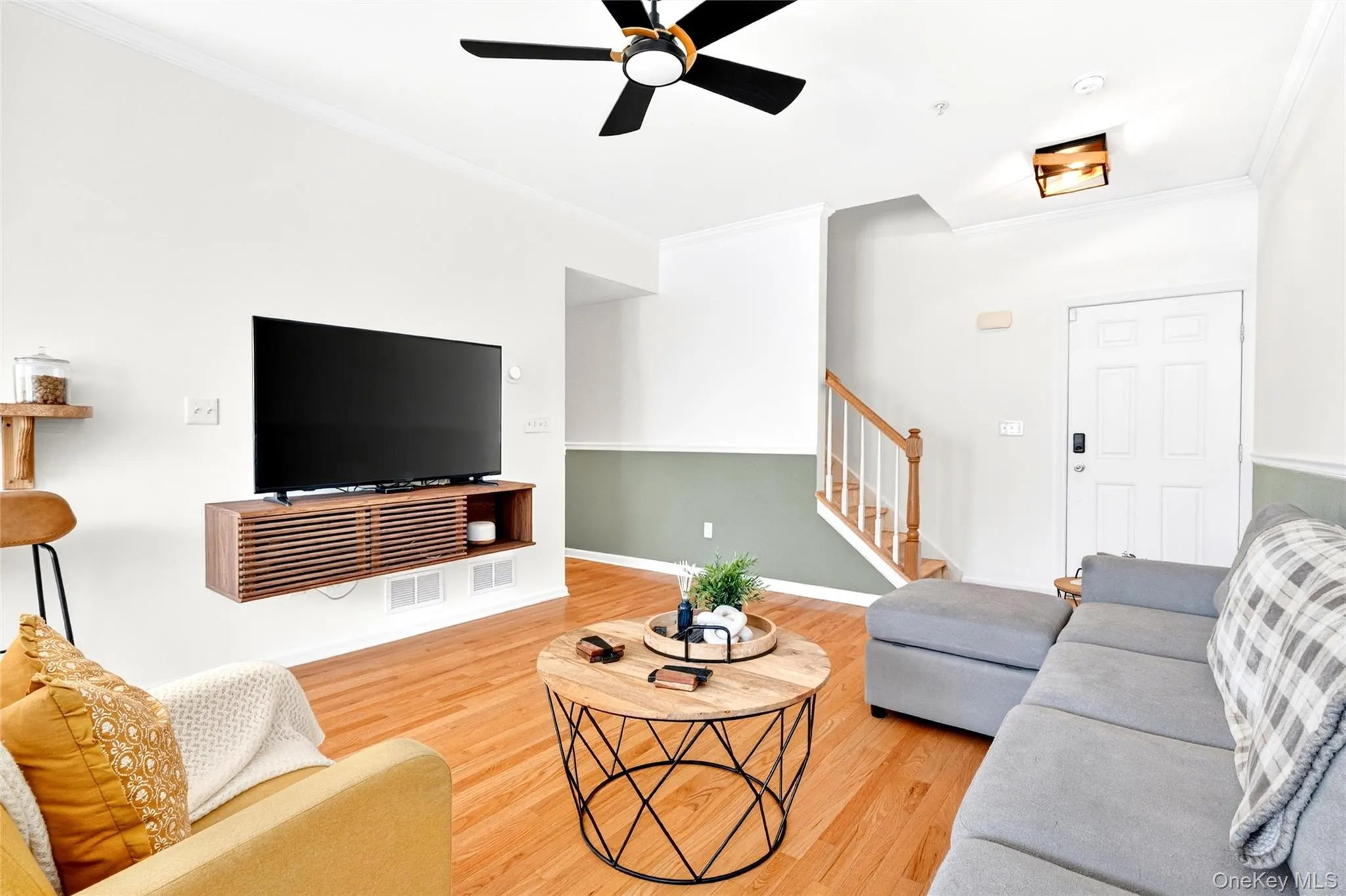 1505 Balsam Drive, New Windsor, NY, 2 Bedrooms Bedrooms, 7 Rooms Rooms,3 BathroomsBathrooms,Residential,For Rent,Balsam,0,1010026 1505 Balsam Drive, New Windsor, NY, 2 Bedrooms Bedrooms, 7 Rooms Rooms,3 BathroomsBathrooms,Residential,For Rent,Balsam,0,1010026
