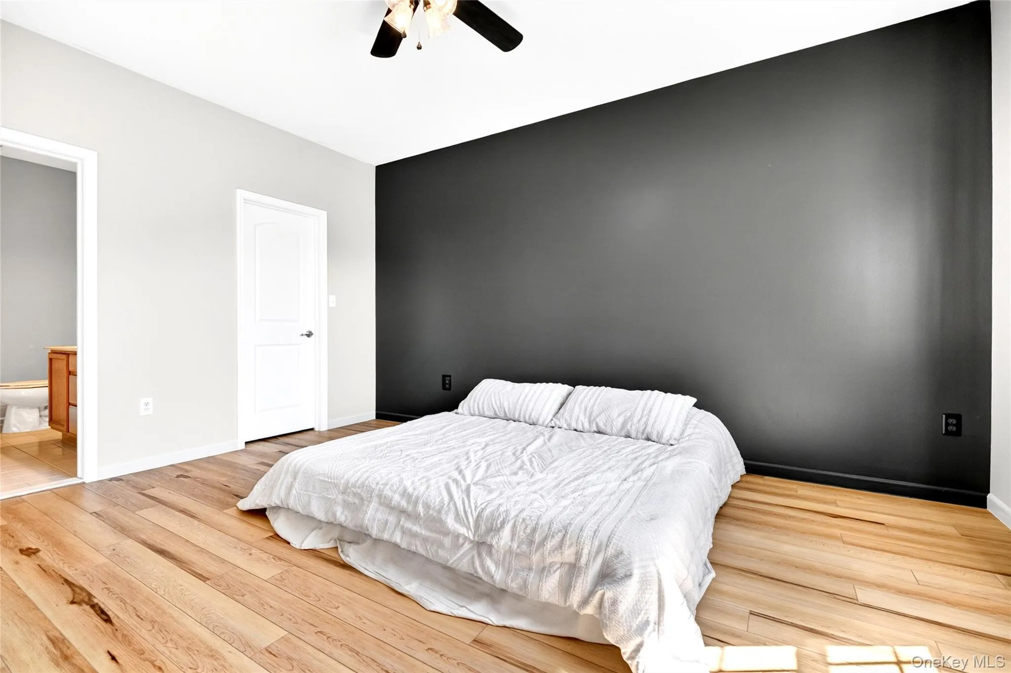 1505 Balsam Drive, New Windsor, NY, 2 Bedrooms Bedrooms, 7 Rooms Rooms,3 BathroomsBathrooms,Residential,For Rent,Balsam,0,1010026 1505 Balsam Drive, New Windsor, NY, 2 Bedrooms Bedrooms, 7 Rooms Rooms,3 BathroomsBathrooms,Residential,For Rent,Balsam,0,1010026