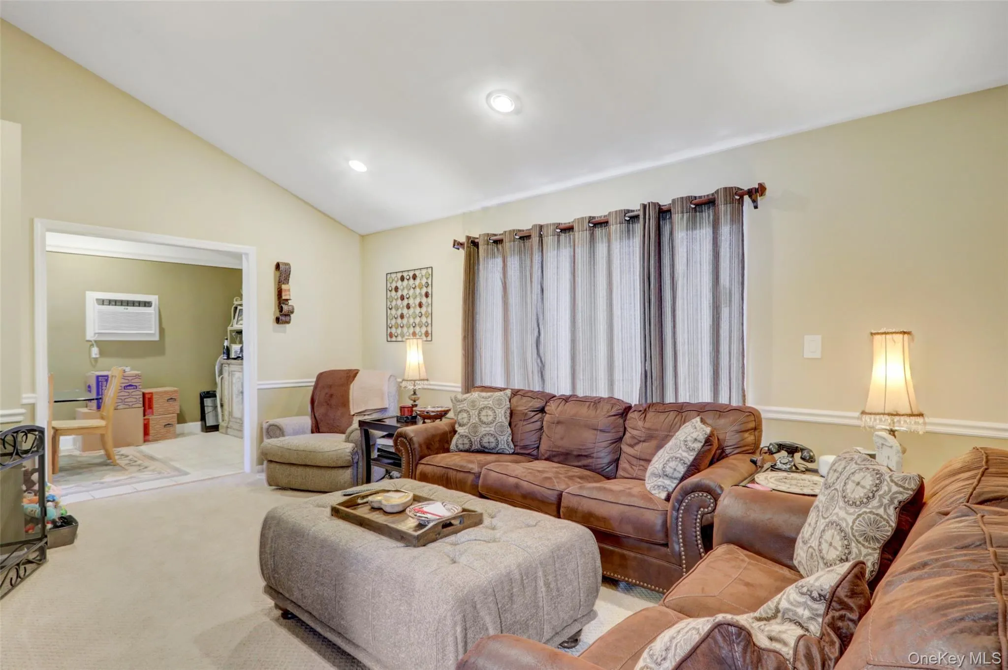 19 Edi Avenue, Oyster Bay, NY, 3 Bedrooms Bedrooms, 6 Rooms Rooms,2 BathroomsBathrooms,Residential Lease,For Rent,Edi,0,1010028 19 Edi Avenue, Oyster Bay, NY, 3 Bedrooms Bedrooms, 6 Rooms Rooms,2 BathroomsBathrooms,Residential Lease,For Rent,Edi,0,1010028