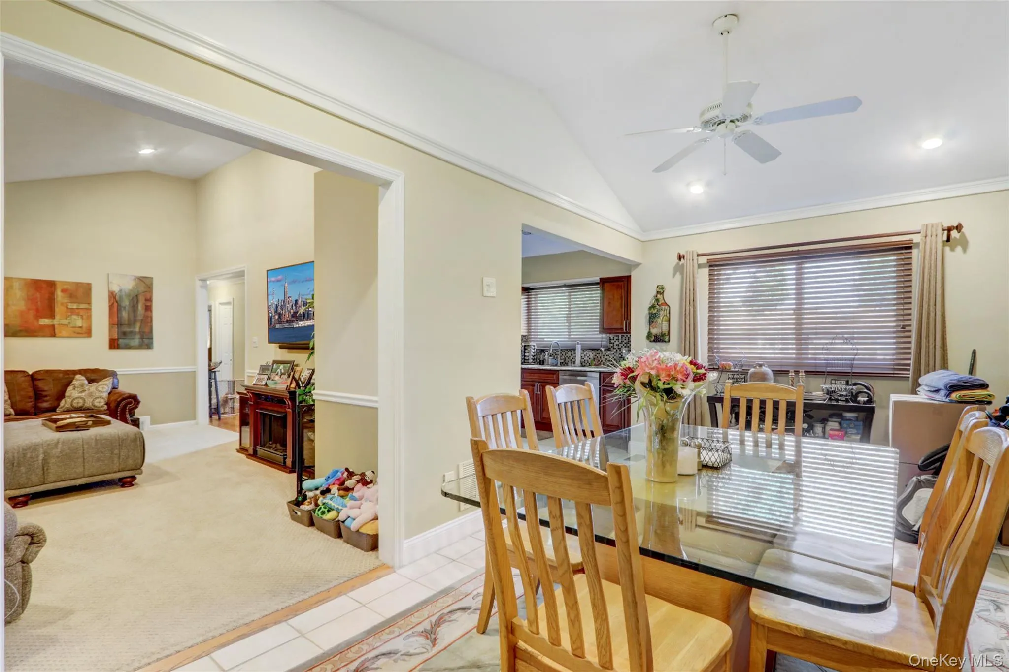 19 Edi Avenue, Oyster Bay, NY, 3 Bedrooms Bedrooms, 6 Rooms Rooms,2 BathroomsBathrooms,Residential Lease,For Rent,Edi,0,1010028 19 Edi Avenue, Oyster Bay, NY, 3 Bedrooms Bedrooms, 6 Rooms Rooms,2 BathroomsBathrooms,Residential Lease,For Rent,Edi,0,1010028