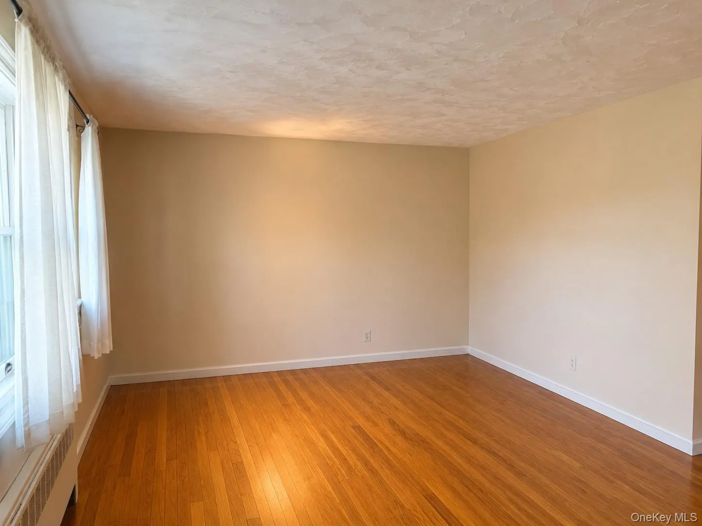 590 Bedford Road, Mount Pleasant, NY, 2 Bedrooms Bedrooms, 4 Rooms Rooms,1 BathroomBathrooms,Residential Lease,For Rent,Bedford,0,1010029 590 Bedford Road, Mount Pleasant, NY, 2 Bedrooms Bedrooms, 4 Rooms Rooms,1 BathroomBathrooms,Residential Lease,For Rent,Bedford,0,1010029