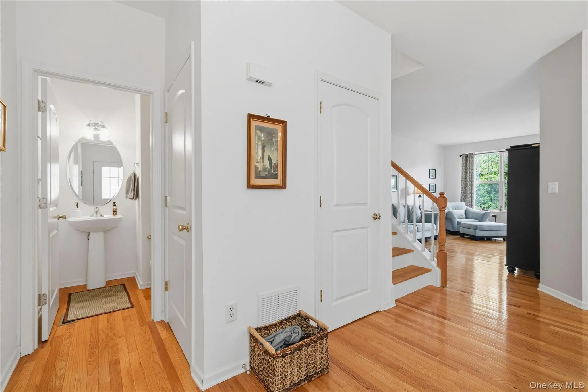 10 Cornwall Lane, Middletown, NY, 3 Bedrooms Bedrooms, 7 Rooms Rooms,2 BathroomsBathrooms,Residential,For Rent,Cornwall,0,1010033 10 Cornwall Lane, Middletown, NY, 3 Bedrooms Bedrooms, 7 Rooms Rooms,2 BathroomsBathrooms,Residential,For Rent,Cornwall,0,1010033