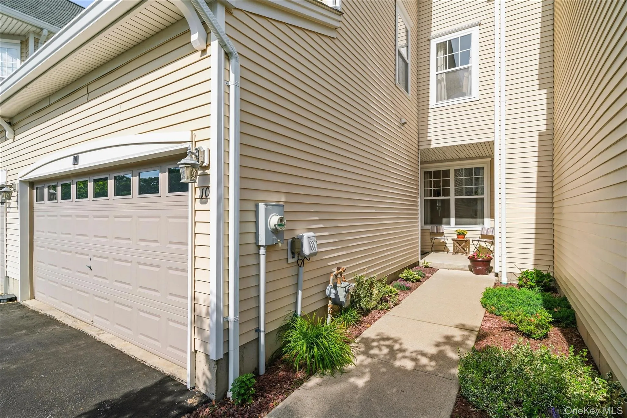 10 Cornwall Lane, Middletown, NY, 3 Bedrooms Bedrooms, 7 Rooms Rooms,2 BathroomsBathrooms,Residential,For Rent,Cornwall,0,1010033 10 Cornwall Lane, Middletown, NY, 3 Bedrooms Bedrooms, 7 Rooms Rooms,2 BathroomsBathrooms,Residential,For Rent,Cornwall,0,1010033
