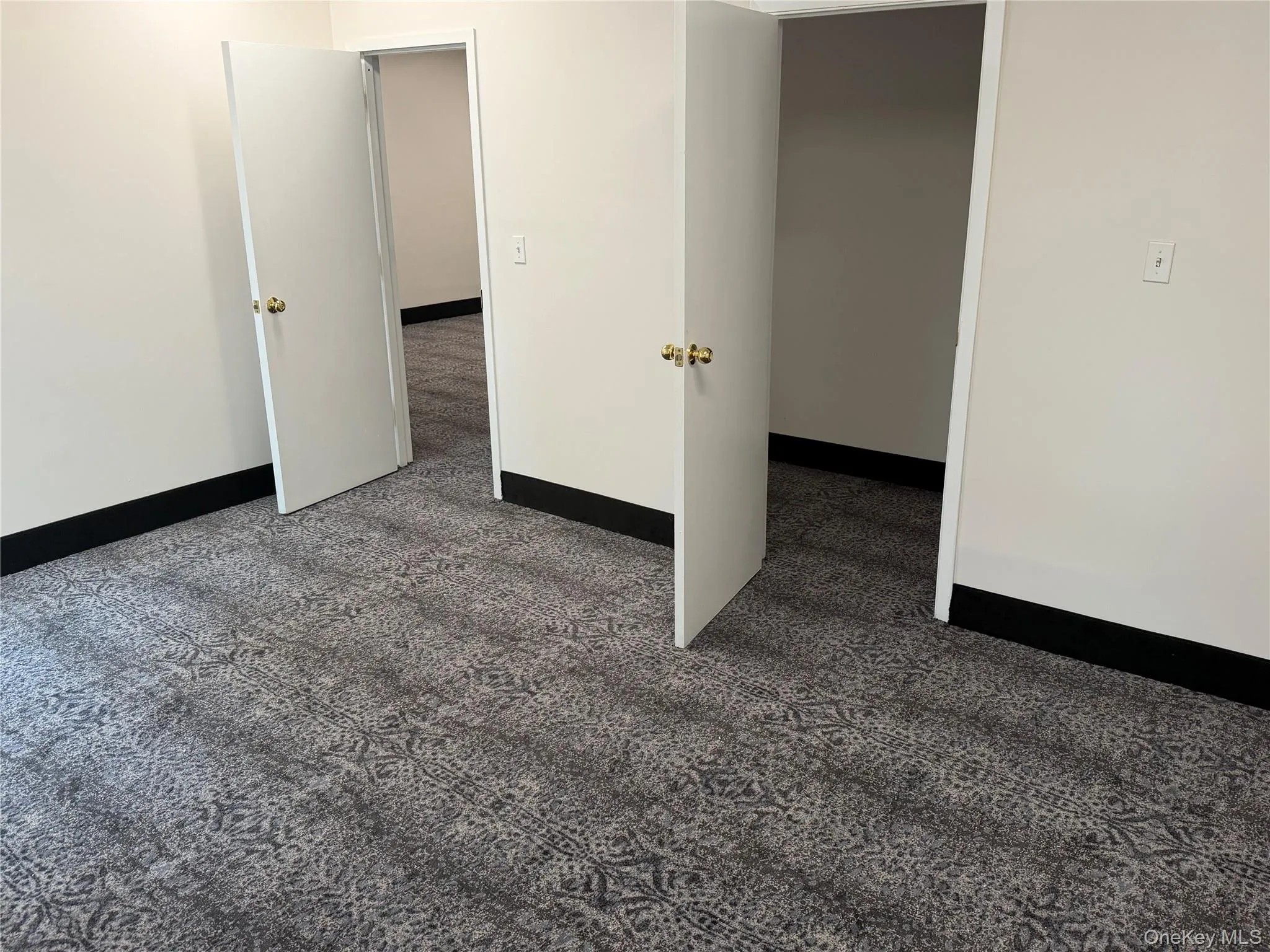 33 Great Neck Road, North Hempstead, NY, ,Commercial Lease,For Rent,Great Neck,0,1010036 33 Great Neck Road, North Hempstead, NY, ,Commercial Lease,For Rent,Great Neck,0,1010036