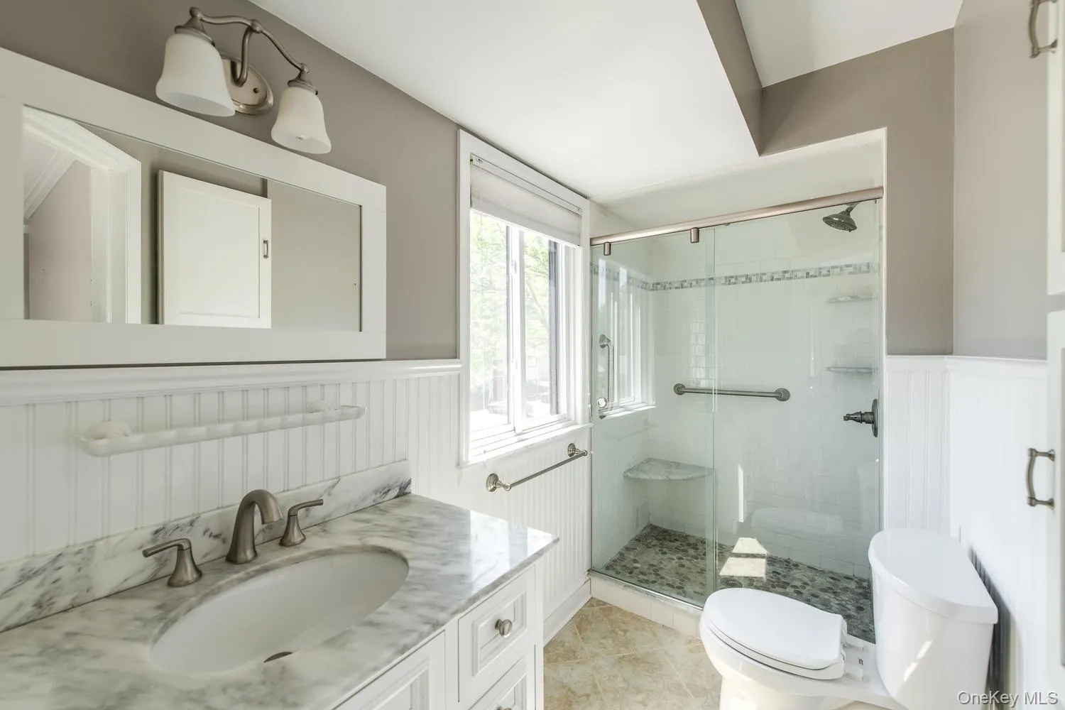 Beautifully renovated bathroom Beautifully renovated bathroom