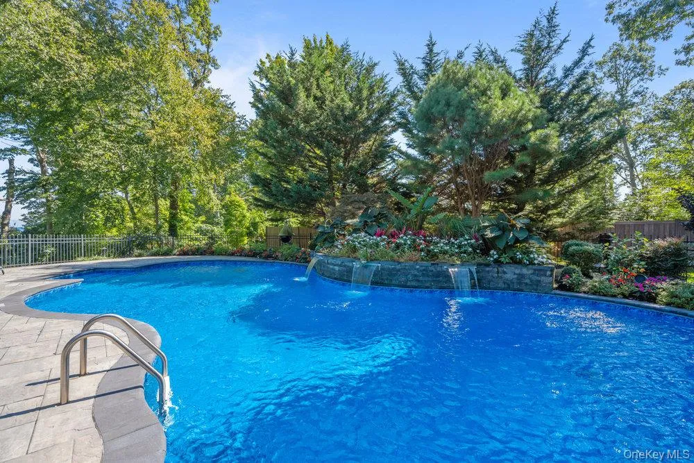 5 Coon Hollow Road, Huntington, NY, 5 Bedrooms Bedrooms, 12 Rooms Rooms,5 BathroomsBathrooms,Residential,For Rent,Coon Hollow,0,1010038 5 Coon Hollow Road, Huntington, NY, 5 Bedrooms Bedrooms, 12 Rooms Rooms,5 BathroomsBathrooms,Residential,For Rent,Coon Hollow,0,1010038