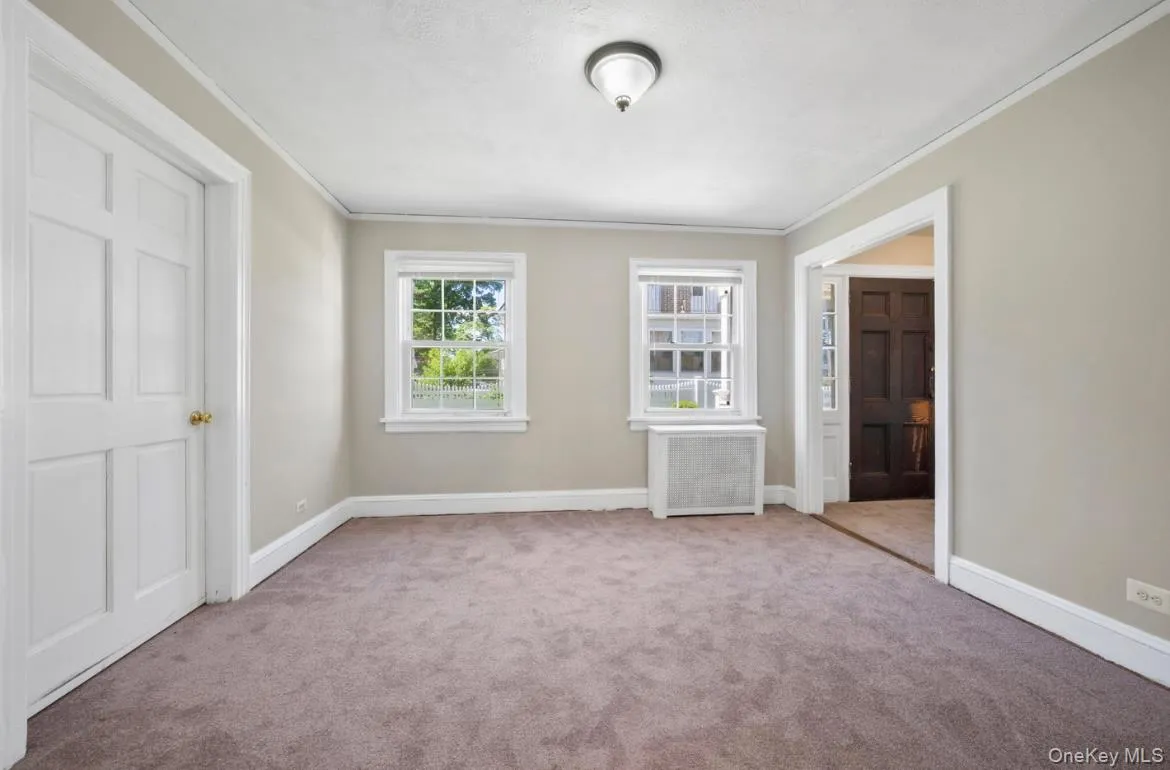254 Lee Avenue, Yonkers, NY, 3 Bedrooms Bedrooms, 9 Rooms Rooms,1 BathroomBathrooms,Residential,For Rent,Lee,0,1010040 254 Lee Avenue, Yonkers, NY, 3 Bedrooms Bedrooms, 9 Rooms Rooms,1 BathroomBathrooms,Residential,For Rent,Lee,0,1010040