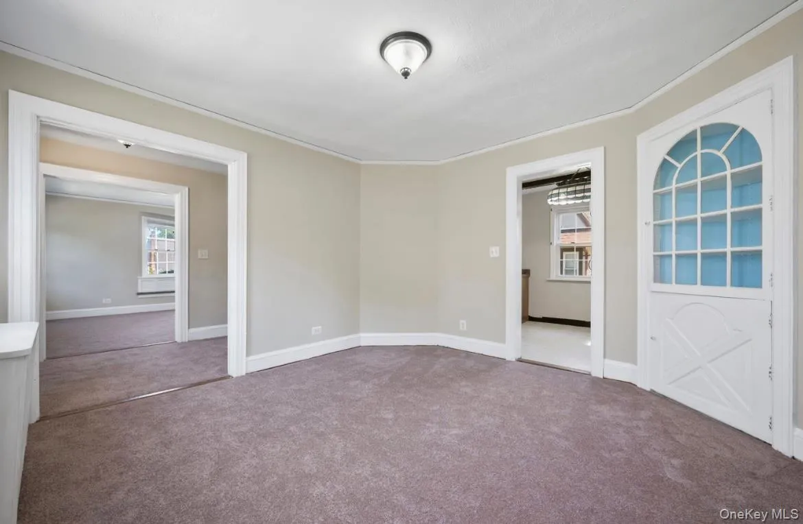 254 Lee Avenue, Yonkers, NY, 3 Bedrooms Bedrooms, 9 Rooms Rooms,1 BathroomBathrooms,Residential,For Rent,Lee,0,1010040 254 Lee Avenue, Yonkers, NY, 3 Bedrooms Bedrooms, 9 Rooms Rooms,1 BathroomBathrooms,Residential,For Rent,Lee,0,1010040