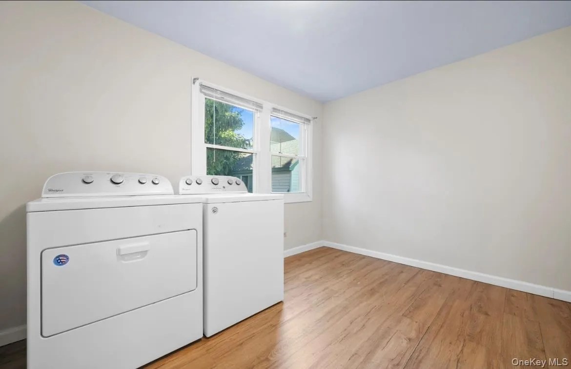 254 Lee Avenue, Yonkers, NY, 3 Bedrooms Bedrooms, 9 Rooms Rooms,1 BathroomBathrooms,Residential,For Rent,Lee,0,1010040 254 Lee Avenue, Yonkers, NY, 3 Bedrooms Bedrooms, 9 Rooms Rooms,1 BathroomBathrooms,Residential,For Rent,Lee,0,1010040